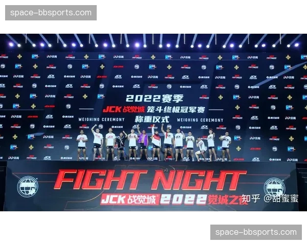 跟随镜头，走进喀麦隆首个由前职业选手创办的MMA社区拳馆